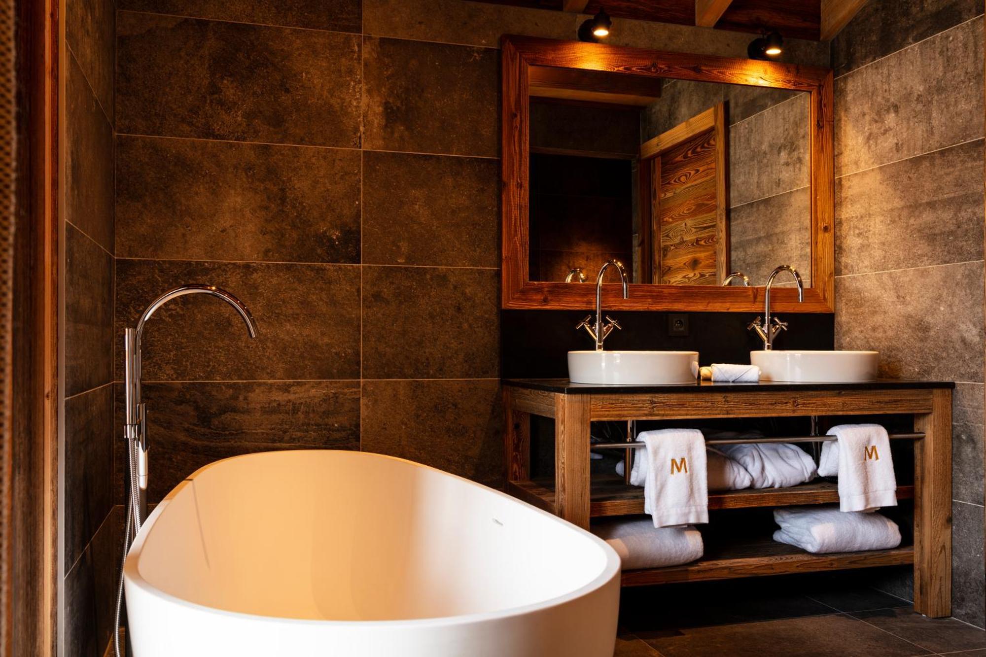M Lodge & Spa Сен-Мартен-дьо-Белвил Екстериор снимка